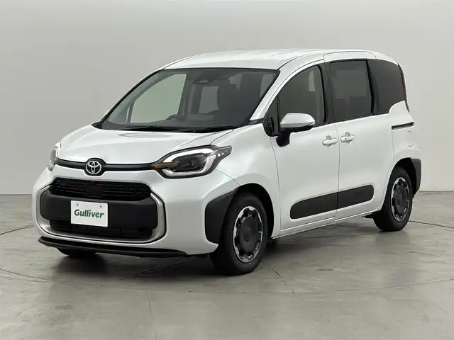 トヨタ シエンタ ハイブリッド Z 福岡県 2025(令7)年 0.1千km プラチナホワイトパールマイカ 登録済未使用車　/純正１０型ナビ／フルセグＴＶ　/全方位カメラ　/ビルトインＥＴＣ２．０　/レーダークルコン　/コーナーセンサー　/衝突被害軽減　/レーンキープ　/アクセル踏み間違い防止　/ＢＳＭ　/両側電動スライドドア　/ＬＥＤヘッドライト