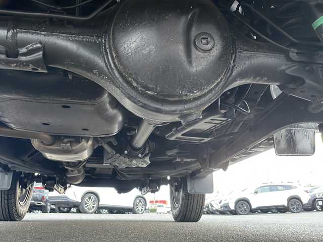 スズキ ジムニー シエラ JC 岩手県 2023(令5)年 0.6万km ミディアムグレー ワンオーナー　スズキレーダーブレーキサポート　シートヒーター　クルーズコントロール　ヒルディセントコントロール　純正１５インチＡＷ　ミラーヒーター　純正フロアマット　オートＬＥＤライト　フォグランプ　ヘッドライトウォッシャー　スペアキー