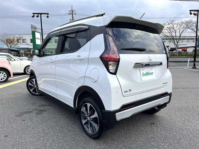 三菱 ｅＫクロス T 鳥取県 2019(平31)年 5.3万km シルキーホワイト ４WD・ターボ車/純正ナビ/フルセグ/DVD/CD/BT/バックカメラ・ETC/前席シートヒーター/衝突被害軽減ブレーキ/レーンキープアシスト/踏み間違い防止/純正15インチアルミホイール/LEDヘットライト/プッシュエンジンスタート/ルーフレール/アイドリングストップ/フロアマット/ドアバイザー/保証書・取扱説明書/スペアキー