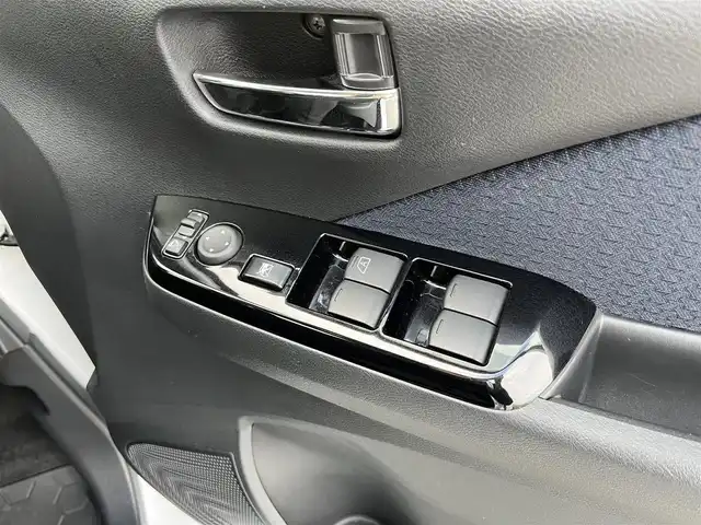 三菱 ｅＫクロス T 鳥取県 2019(平31)年 5.3万km シルキーホワイト ４WD・ターボ車/純正ナビ/フルセグ/DVD/CD/BT/バックカメラ・ETC/前席シートヒーター/衝突被害軽減ブレーキ/レーンキープアシスト/踏み間違い防止/純正15インチアルミホイール/LEDヘットライト/プッシュエンジンスタート/ルーフレール/アイドリングストップ/フロアマット/ドアバイザー/保証書・取扱説明書/スペアキー