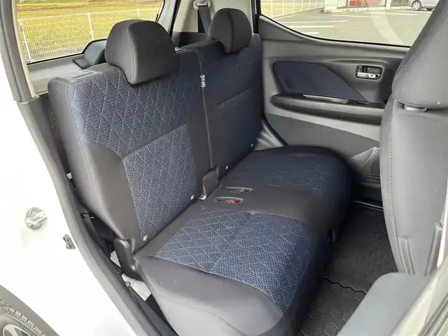 三菱 ｅＫクロス T 鳥取県 2019(平31)年 5.3万km シルキーホワイト ４WD・ターボ車/純正ナビ/フルセグ/DVD/CD/BT/バックカメラ・ETC/前席シートヒーター/衝突被害軽減ブレーキ/レーンキープアシスト/踏み間違い防止/純正15インチアルミホイール/LEDヘットライト/プッシュエンジンスタート/ルーフレール/アイドリングストップ/フロアマット/ドアバイザー/保証書・取扱説明書/スペアキー