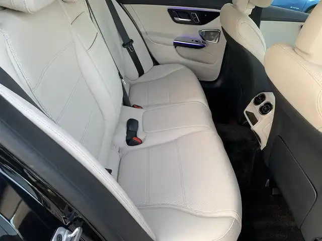 メルセデス・ベンツ Ｍ・ベンツ Ｃ２２０ｄ 4マチック オールテレイン 静岡県 2025(令7)年 0.7万km オブシディアンブラック 法人ワンオーナー/禁煙車/取説・保証書/【100台】限定車/メーカーナビ（フルセグTV・Bluetooth・YouTube）/ヘッドアップディスプレイ/電子パーキング/純正前後ドライブレコーダー/360度カメラ/レーダークルーズコントロール/全席シートヒーター/前席シートクーラー・パワーシート/ブラインドスポットモニター/レーダーセーフティパッケージ/純正19インチAW