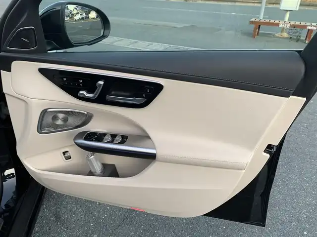 メルセデス・ベンツ Ｍ・ベンツ Ｃ２２０ｄ 4マチック オールテレイン 静岡県 2025(令7)年 0.7万km オブシディアンブラック 法人ワンオーナー/禁煙車/取説・保証書/【100台】限定車/メーカーナビ（フルセグTV・Bluetooth・YouTube）/ヘッドアップディスプレイ/電子パーキング/純正前後ドライブレコーダー/360度カメラ/レーダークルーズコントロール/全席シートヒーター/前席シートクーラー・パワーシート/ブラインドスポットモニター/レーダーセーフティパッケージ/純正19インチAW