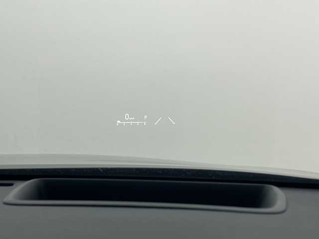 トヨタ ハリアー Z 群馬県 2024(令6)年 2.1万km プレシャスブラックパール 純正１２．３型ナビ　バックカメラ　ＪＢＬサウンド　デジタルインナーミラー　ＥＴＣ２．０　ＢＳＭ　ハーフレザーシート　シートヒーター　パワーシート　電動リアゲート　ＬＥＤ　衝突被害軽減ブレーキ　禁煙車