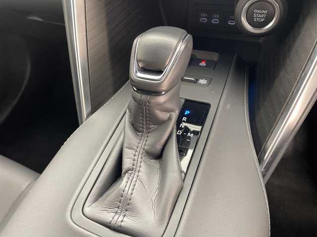 トヨタ ハリアー Z 群馬県 2024(令6)年 2.1万km プレシャスブラックパール 純正１２．３型ナビ　バックカメラ　ＪＢＬサウンド　デジタルインナーミラー　ＥＴＣ２．０　ＢＳＭ　ハーフレザーシート　シートヒーター　パワーシート　電動リアゲート　ＬＥＤ　衝突被害軽減ブレーキ　禁煙車