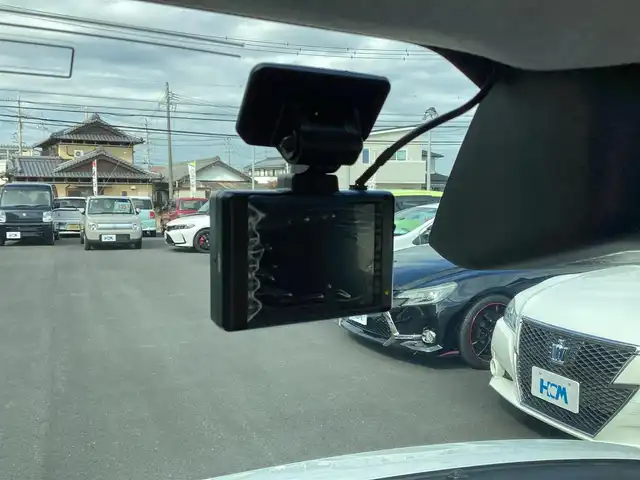 ダイハツ ムーヴ キャンバス ストライプス G 三重県 2023(令5)年 0.7万km シャイニングホワイトパール/レイクブルーメタリック スマートアシスト/カロッツエリアディスプレイオーディオ/Bluetooth/バックカメラ/予約機能付き両側パワースライドドア/シートヒーター/LEDヘッドライト/LEDフォグライト/スマートキー/プッシュスタート/ドライブレコーダー