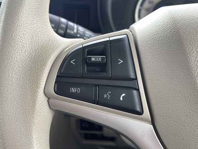 スズキ スペーシア HYBRID X 沖縄県 2023(令5)年 1.3万km オフブルーメタリック/ホワイト2トーン ディスプレイオーディオ　/CD/DVD/BT/フルセグTV　/全方位カメラ　/両側パワースライドドア　/シートヒーター/ステアリングスイッチ/アイドリングストップ/USB入力端子/スマートキー/ビルトインＥＴＣ