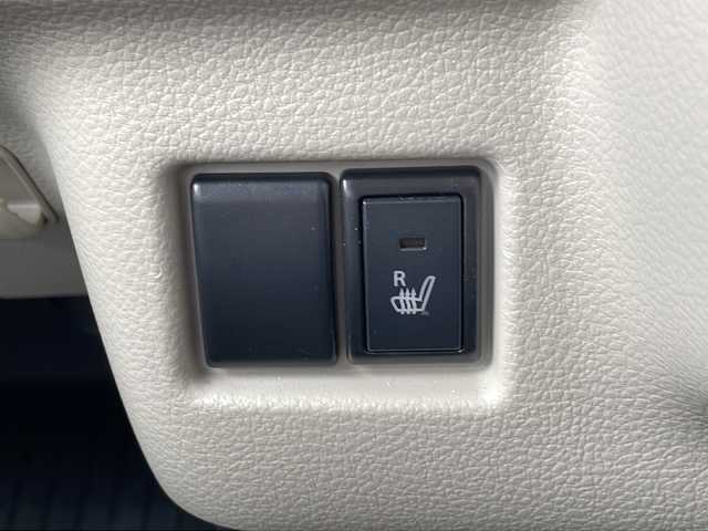 スズキ スペーシア HYBRID X 沖縄県 2023(令5)年 1.3万km オフブルーメタリック/ホワイト2トーン ディスプレイオーディオ　/CD/DVD/BT/フルセグTV　/全方位カメラ　/両側パワースライドドア　/シートヒーター/ステアリングスイッチ/アイドリングストップ/USB入力端子/スマートキー/ビルトインＥＴＣ