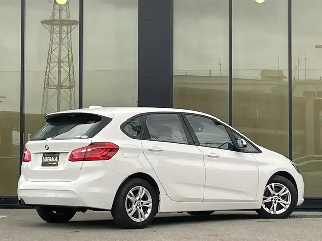 ＢＭＷ ２１８ｉ アクティブツアラー 石川県 2014(平26)年 4.8万km 白 純正ナビ/前方ドライブレコーダー/インテリジェントセーフティ/バックカメラクリアランスソナー/電格ミラー/オートライト/LEDヘッドライト/前後フォグランプ/レインセンサー/ステアリングリモコン/ミラー一体型ETC