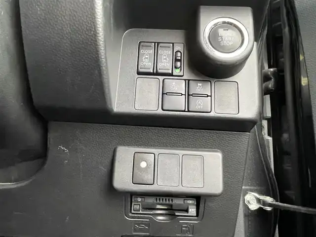 トヨタ タンク カスタムG S 埼玉県 2017(平29)年 7.2万km ブラックマイカメタリック (株)IDOMが運営する【じしゃロン鳩ヶ谷店】の自社ローン専用車両になりますこちらは現金またはオートローンご利用時の価格です。自社ローンご希望の方は別途その旨お申付け下さい/モデリスタエアロ　/両側パワースライドドア /純正9型ナビ /Bluetooth接続　/SD/CD/DVD再生　/フルセグTV ETC　/クルーズコントロール　/シートヒーター　/LEDヘッドライト