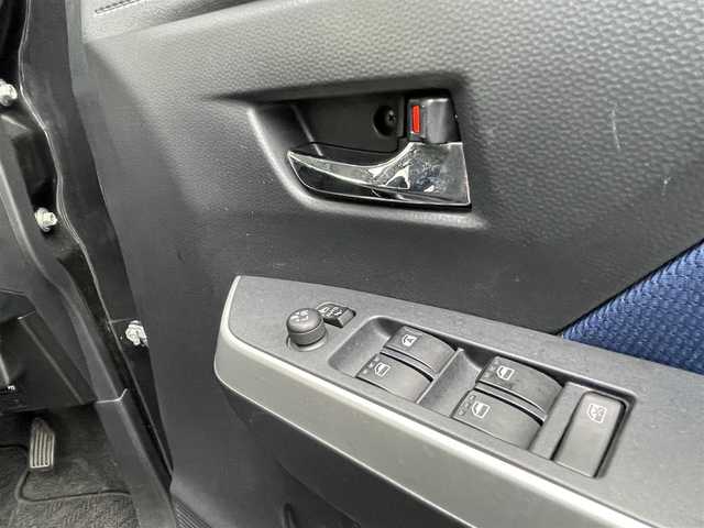 トヨタ タンク カスタムG S 埼玉県 2017(平29)年 7.2万km ブラックマイカメタリック (株)IDOMが運営する【じしゃロン鳩ヶ谷店】の自社ローン専用車両になりますこちらは現金またはオートローンご利用時の価格です。自社ローンご希望の方は別途その旨お申付け下さい/モデリスタエアロ　/両側パワースライドドア /純正9型ナビ /Bluetooth接続　/SD/CD/DVD再生　/フルセグTV ETC　/クルーズコントロール　/シートヒーター　/LEDヘッドライト
