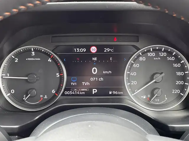 三菱 トライトン GSR 道北・旭川 2024(令6)年 0.4万km ダイヤモンドブラックマイカ ワンオーナー/フルセグテレビ/純正ナビ/バックカメラ/全方位カメラ/アイドリングストップ/ウィンカーミラー/レーダークルーズコントロール/プッシュスタート/レザーシート/シートヒーター/ブラインドスポットモニター/LEDヘッドライト/ルーフレール/オートライト/コーナーセンサー/スマートキー/取扱説明書/保証書/スペアキー