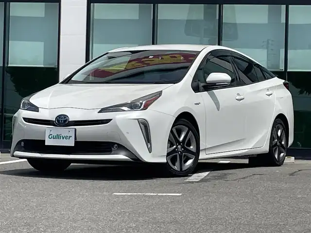 トヨタ プリウス S ツーリングセレクション 和歌山県 2019(平31)年 5.1万km ホワイトパールクリスタルシャイン 純正9インチメモリーナビ/フルセグ/バックカメラ/トヨタセーフティセンス/レーダークルーズコントロール/レーンキープアシスト/プリクラッシュセーフティ/ハイビームアシスト/インテリジェントパーキングアシスト/レザーシート/シートヒーター/LEDヘッドライト/プッシュスタート/ETC2.0/純正ドライブレコーダー/スマートキー/禁煙車/純正アルミホイール/革巻ハンドル