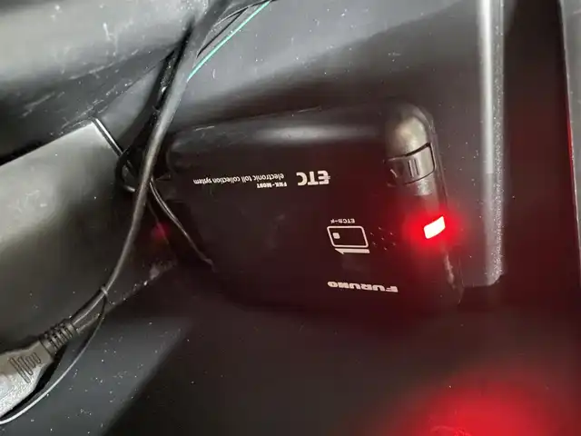 ダイハツ ミラ ココア L 道央・札幌 2018(平30)年 5.8万km プラムブラウンクリスタルマイカ 4WD/社外メモリナビ/・ワンセグTV/CD/DVD/BT/SD/USB/ETC/アイドリングストップ/ヘッドライトレベライザー/リモコンキー/スペアキー/ベンチシート/社外フロアマット/ドアバイザー/電動格納ミラー/社外AW付き冬タイヤ積込/・155/65R14 ’23製 6mm/新車時保証書/取扱説明書