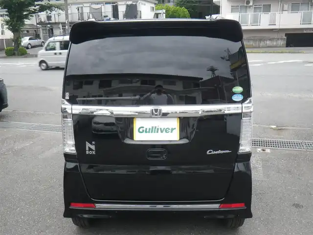 ホンダ Ｎ ＢＯＸ 神奈川県 2017(平29)年 9.1万km クリスタルブラックパール ターボ/シティブレーキアクティブシステム/純正8インチナビ　フルセグTV/（DVD再生可/Bluetooth/VTR/SD/Mラック）/バックカメラ/オートクルーズコントロール/両側パワースライドドア/専用15インチホイール/ハーフレザーシート/前席シートヒーター/キセノンヘッドランプ/LEDフォグランプ/ビルトインETC/ロールサンシェード/アイドリングストップ/パドルシフト/スマートキーx2/取説書/保証書