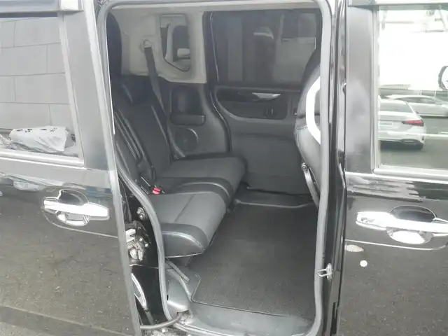 ホンダ Ｎ ＢＯＸ 神奈川県 2017(平29)年 9.1万km クリスタルブラックパール ターボ/シティブレーキアクティブシステム/純正8インチナビ　フルセグTV/（DVD再生可/Bluetooth/VTR/SD/Mラック）/バックカメラ/オートクルーズコントロール/両側パワースライドドア/専用15インチホイール/ハーフレザーシート/前席シートヒーター/キセノンヘッドランプ/LEDフォグランプ/ビルトインETC/ロールサンシェード/アイドリングストップ/パドルシフト/スマートキーx2/取説書/保証書