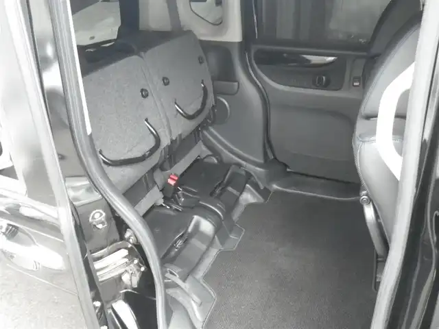 ホンダ Ｎ ＢＯＸ 神奈川県 2017(平29)年 9.1万km クリスタルブラックパール ターボ/シティブレーキアクティブシステム/純正8インチナビ　フルセグTV/（DVD再生可/Bluetooth/VTR/SD/Mラック）/バックカメラ/オートクルーズコントロール/両側パワースライドドア/専用15インチホイール/ハーフレザーシート/前席シートヒーター/キセノンヘッドランプ/LEDフォグランプ/ビルトインETC/ロールサンシェード/アイドリングストップ/パドルシフト/スマートキーx2/取説書/保証書