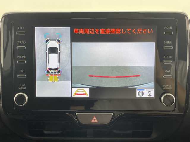 トヨタ ヤリスクロス Z 群馬県 2022(令4)年 1.4万km ブラックマイカ/プラチナホワイトパールマイカ 純正８型ナビ　全周囲カメラ　衝突被害軽減ブレーキ　アダプティブクルーズコントロール　レーンキープアシスト　ブラインドスポットモニター　シートヒーター　パワーシート　前後ドライブレコーダー　ＥＴＣ　禁煙