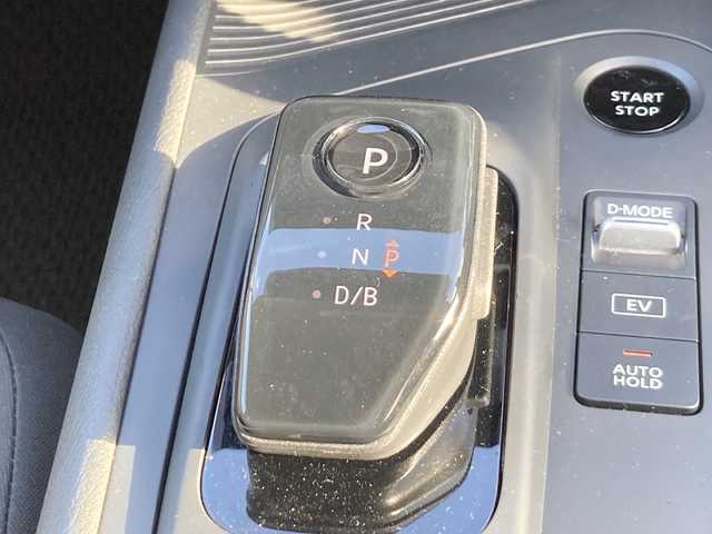 日産 ノート S 佐賀県 2022(令4)年 1.3万km ホワイト Panasonicナビ/アラウンドビューモニター/デジタルインナーミラー/エマージェンシーブレーキ/LDW/電動パーキングブレーキ　/オートブレーキホールド/ステアリングリモコン/ETC/プッシュスタート/スマートキー