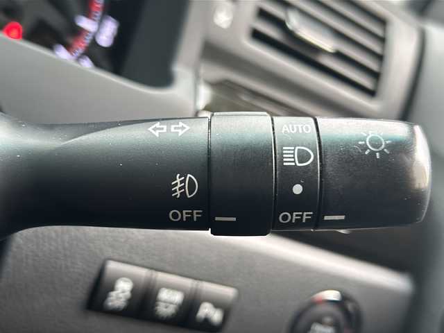 トヨタ ヴェルファイア 2．4Z ゴールデンアイズ 埼玉県 2013(平25)年 11.8万km ホワイトパールクリスタルシャイン (株)IDOMが運営する【じしゃロン熊谷店】の自社ローン専用車両になりますこちらは現金またはオートローンご利用時の価格です。自社ローンご希望の方は別途その旨お申付け下さい/純正ナビ　NHZH-X61G/（ワンセグTV/Bluetooth/CD/DVD/AM/FM）/ETC/バックカメラ/両側パワースライドドア/ドライブレコーダー　ZDR045/クルーズコントロール/パワーバックドア/フォグランプ/プッシュスタート/スマートキー