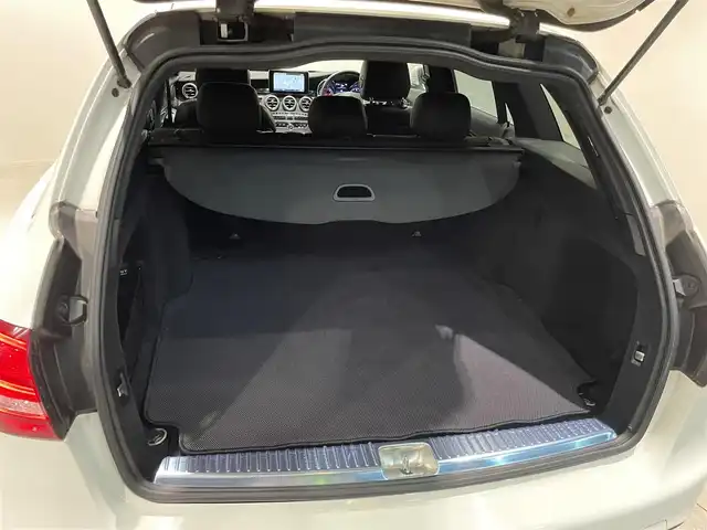 メルセデス・ベンツ Ｃ１８０ ワゴン スポーツ 愛知県 2015(平27)年 6.4万km ポーラホワイト ＨＵＤ　/ＣＯＭＭＡＮＤナビ　/Ｂｌｕｅｔｏｏｔｈ　/フルセグＴＶ　/バックカメラ　/ＣＤ／ＤＶＤ　/シートヒーター　/パワーシート　/ＡＣＣ　　/ＬＫＡ　/ＬＤＷ　/ＢＳＭ　/ＥＴＣ２．０　　/ＬＥＤヘッドライト/プッシュスタート/ウィンカーミラー/アイドリングストップ/パワートランク