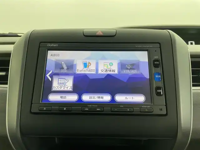 ホンダ フリード＋ ハイブリット EX 埼玉県 2017(平29)年 7万km プレミアムディープロッソパール 純正ナビ　Ｂｌｕｅｔｏｏｔｈ　フルセグＴＶ　バックカメラ　前後ドライブレコーダー　両側電動ドア　レーダークルーズコントロール　シートヒーター　衝突被害軽減システム　ＥＴＣ　禁煙車