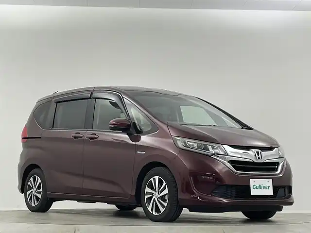 ホンダ フリード＋ ハイブリット EX 埼玉県 2017(平29)年 7万km プレミアムディープロッソパール 純正ナビ　Ｂｌｕｅｔｏｏｔｈ　フルセグＴＶ　バックカメラ　前後ドライブレコーダー　両側電動ドア　レーダークルーズコントロール　シートヒーター　衝突被害軽減システム　ＥＴＣ　禁煙車