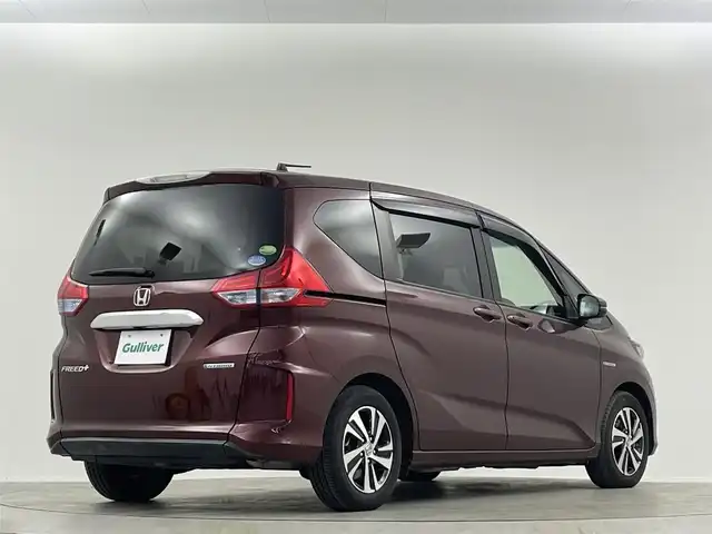 ホンダ フリード＋ ハイブリット EX 埼玉県 2017(平29)年 7万km プレミアムディープロッソパール 純正ナビ　Ｂｌｕｅｔｏｏｔｈ　フルセグＴＶ　バックカメラ　前後ドライブレコーダー　両側電動ドア　レーダークルーズコントロール　シートヒーター　衝突被害軽減システム　ＥＴＣ　禁煙車