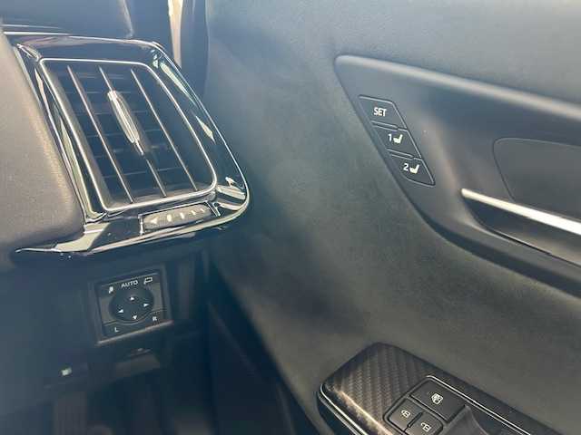 トヨタ クラウン ハイブリッド RS アドバンス 宮城県 2018(平30)年 6万km ホワイトパールクリスタルシャイン ワンオーナー/純正ナビ/・フルセグTV/Miracast/SD/BT/USB/バックカメラ/ハーフレザーシート/前席パワーシート/前席シートヒーター/ステアリングヒーター/トヨタセーフティーセンス/ブラインドスポットモニター/HUD/LEDヘッドライト/純正18インチアルミ＆ノーマルタイヤ/純正18インチアルミ＆スタッドレス積込/電動リアサンシェード/ビルトインETC/プッシュスタート/スマートキー/保証書、取扱説明書