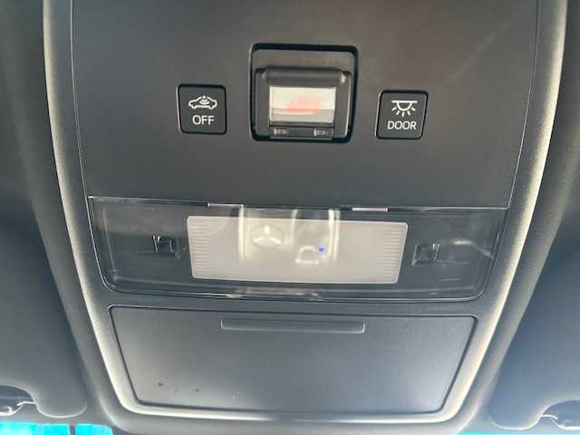 トヨタ クラウン ハイブリッド RS アドバンス 宮城県 2018(平30)年 6万km ホワイトパールクリスタルシャイン ワンオーナー/純正ナビ/・フルセグTV/Miracast/SD/BT/USB/バックカメラ/ハーフレザーシート/前席パワーシート/前席シートヒーター/ステアリングヒーター/トヨタセーフティーセンス/ブラインドスポットモニター/HUD/LEDヘッドライト/純正18インチアルミ＆ノーマルタイヤ/純正18インチアルミ＆スタッドレス積込/電動リアサンシェード/ビルトインETC/プッシュスタート/スマートキー/保証書、取扱説明書