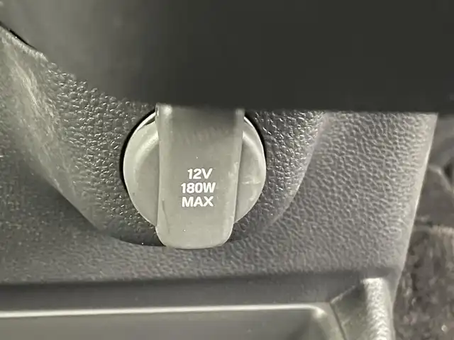 ホンダ Ｎ ＢＯＸ カスタム ターボ コーディネートS 熊本県 2024(令6)年 1.2万km パール ワンオーナー　/禁煙車　/純正9インチナビ（ＣＤ・ＤＶＤ・フルセグ・ＢＴ・ＳＤ・ＡｐｐｌＣａｒＰｌａｙ・AndroidAuto・ipod）/バックカメラ　/純正前後ドライブレコーダー　/ビルトインＥＴＣ　/ホンダセンシング/・衝突軽減ブレーキ/・急アクセル抑制機能/・誤発進制御機能/・近距離衝突軽減ブレーキ/・歩行者事故低減ステアリング/・路外逸脱抑制機能/・アダブティブクルーズコントロール/横滑り防止/アイドリングストップ/前後クリアランスソナー　/両側パワースライドドア/前席シートヒーター/純正フロアマット/純正１５インチAW/オートライト/LEDヘッドライト/フォグランプ/スマートキー/プッシュスタート/スペアキー1本/保証書/取扱説明書