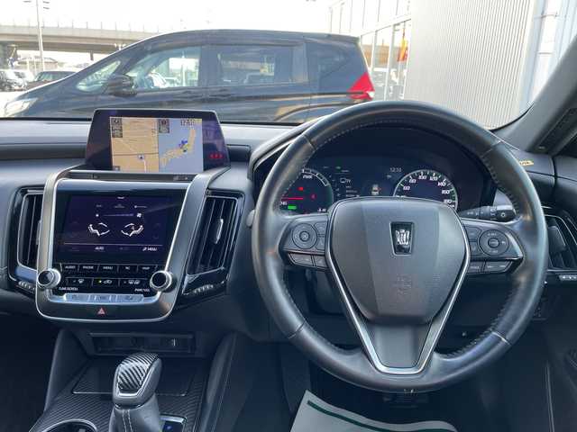 トヨタ クラウン ハイブリッド RS アドバンス 石川県 2020(令2)年 7.6万km ホワイトパールクリスタルシャイン 純正ナビ　フルセグＴＶ　バックカメラ　ＬＥＤヘッドライト　革シート　スマートキー　トヨタセーフティセンス　レーダークルーズ　ドラレコ　ＥＴＣ　純正アルミ　スタッドレス＆ＡＷ積み込み