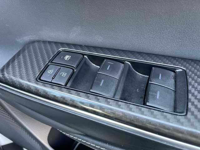 トヨタ クラウン ハイブリッド RS アドバンス 石川県 2020(令2)年 7.6万km ホワイトパールクリスタルシャイン 純正ナビ　フルセグＴＶ　バックカメラ　ＬＥＤヘッドライト　革シート　スマートキー　トヨタセーフティセンス　レーダークルーズ　ドラレコ　ＥＴＣ　純正アルミ　スタッドレス＆ＡＷ積み込み