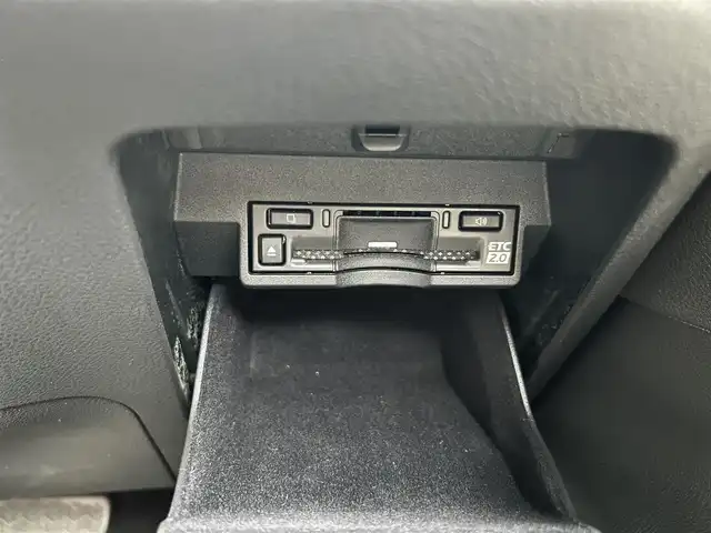 レクサス ＮＸ 350h バージョンL 愛知県 2023(令5)年 2.2万km ソニッククォーツ ＡＷＤ　/14インチディスプレイオーディオ（コネクテッドナビ対応）/パノラマルーフ（IR・UVカット機能付/チルト＆アウタースライド式）/電子インナーミラー（前後方ドラレコ搭載）　/ＤＴＶ　/ＢＴ　/本革シート/純正フロアマット　/“マークレビンソン”プレミアムサラウンドサウンドシステム/レーダークルーズコントロール　/ヘッドアップディスプレイ/TFT液晶式メーター/カラーヘッドアップディスプレイ（連動ステアリングスイッチ付）/Lexus Safety System ＋/レーンディパーチャーアラート［LDA］/レーントレーシングアシスト［LTA］/レーンチェンジアシスト［LCA]/ブラインドスポットモニター［BSM］/パノラミックビューモニター（床下透過表示機能付）/全席シートヒーター/235/50R20　純正ホイール/ETC2.0/パワーバックドア