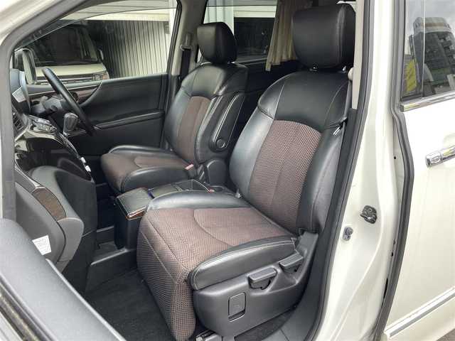 日産 エルグランド 250ハイウェイスター 道央・札幌 2013(平25)年 10.9万km ブリリアントホワイトパール (株)IDOMが運営する【じしゃロン札幌豊平店】の自社ローン専用車両になりますこちらは現金またはオートローンご利用時の価格です。自社ローンご希望の方は別途その旨お申付け下さい/プッシュスタート/ハーフレザーシート/純正ナビ・TV/アラウンドビューモニター/パワースライドドア/社外フリップダウンモニター/ETC