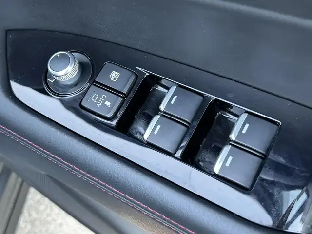 マツダ ＣＸ－５ XD ブラックトーンエディション 大阪府 2021(令3)年 4.7万km マシーングレープレミアムM 純正ナビ　/全方位モニター　/衝突軽減ブレーキ　/ブラインドスポットモニター　/前席シートヒーター　/レーダークルーズコントロール　/アイドリングストップ/レーンキープアシスト　/電動リアゲート　/運転席パワーシート　/ステアリングヒーター/前後ドライブレコーダー/純正19インチアルミホイール　/ターボ車/スマートキー　/ＥＴＣ　/ＬＥＤ