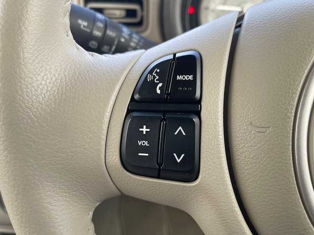 スズキ ラパン X 三重県 2023(令5)年 1万km テラコッタピンクメタリック/ソフトベージュ 2トーン メーカーオプション/・ソフトベージュルーフ/・ソフトベージュドアミラー/セーフティサポート/・デュアルカメラブレーキサポート/・誤発進抑制機能/・車線逸脱警報機能/・ふらつき警報機能/・先行車発進お知らせ機能/・後退時ブレーキサポート/・標識認識機能/・リアパーキングセンサー/・ハイビームアシスト/アイドリングストップシステム/エネチャージ/1オーナー/純正ディスプレイオーディオ/【Bluetooth/USB/スマホ連携】/バックカメラ/前後ドライブレコーダー/D/N席シートヒーター/オートライト/LEDヘッドランプ/155/65R14インチ純正AW/プッシュスタート/スマートキー/スペアキー/純正フロアマット