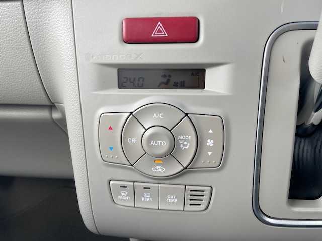 スズキ ラパン X 三重県 2023(令5)年 1万km テラコッタピンクメタリック/ソフトベージュ 2トーン メーカーオプション/・ソフトベージュルーフ/・ソフトベージュドアミラー/セーフティサポート/・デュアルカメラブレーキサポート/・誤発進抑制機能/・車線逸脱警報機能/・ふらつき警報機能/・先行車発進お知らせ機能/・後退時ブレーキサポート/・標識認識機能/・リアパーキングセンサー/・ハイビームアシスト/アイドリングストップシステム/エネチャージ/1オーナー/純正ディスプレイオーディオ/【Bluetooth/USB/スマホ連携】/バックカメラ/前後ドライブレコーダー/D/N席シートヒーター/オートライト/LEDヘッドランプ/155/65R14インチ純正AW/プッシュスタート/スマートキー/スペアキー/純正フロアマット