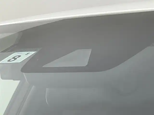 レクサス ＮＸ 300h Fスポーツ 道央・札幌 2019(令1)年 5.8万km ホワイトノーヴァガラスフレーク ・ワンオーナー/・サンルーフ/・４WD/・純正メモリーナビゲーション/　CD/DVD/フルセグ/SD/USB/AUX/Miracast/・全方位カメラ/・ビルトインETC2.0/・純正前方録画ドライブレコーダー/・１００V充電/・パワーバックドア/・PCS/・BSM/・PKSA/・PKSB/・RSA/・HUD/・横滑り防止装置/・LKA/・レザーシート/・前席シートヒーター/エアシート/・ステアリングヒーター/・電動格納リアシート/・LEDヘッドライト/・オートライト/・オートマチックハイビーム/・フロントフォグランプ/・前後コーナーセンサー/・レーダークルーズコントロール/・純正フロアマット/・純正AW18インチ/・スマートキー/・プッシュスタート/・MTモード付AT