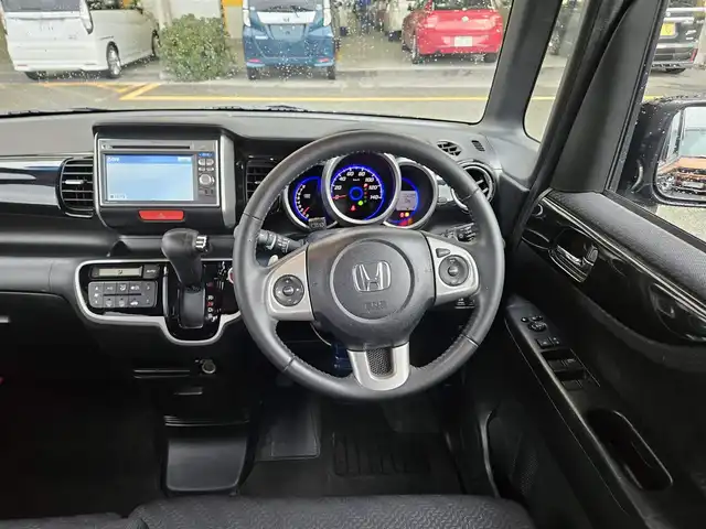 ホンダ Ｎ ＢＯＸ カスタム G ターボパッケージ 宮城県 2013(平25)年 5.3万km クリスタルブラックパール 純正ナビ/ワンセグTV/両側パワースライドドア/バックカメラ/ETC/前後ドライブレコーダー/クルーズコントロール/ターボ/HIDヘッドランプ/革巻きステアリング/ステアリングスイッチ/ベンチシート/2列目チップアップシート/純正15インチアルミホイール/スマートキー/プッシュエンジンスタート/禁煙車