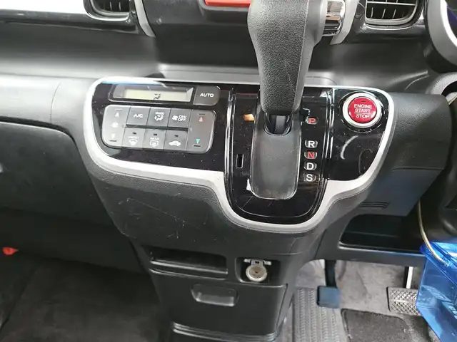 ホンダ Ｎ ＢＯＸ カスタム G ターボパッケージ 宮城県 2013(平25)年 5.3万km クリスタルブラックパール 純正ナビ/ワンセグTV/両側パワースライドドア/バックカメラ/ETC/前後ドライブレコーダー/クルーズコントロール/ターボ/HIDヘッドランプ/革巻きステアリング/ステアリングスイッチ/ベンチシート/2列目チップアップシート/純正15インチアルミホイール/スマートキー/プッシュエンジンスタート/禁煙車