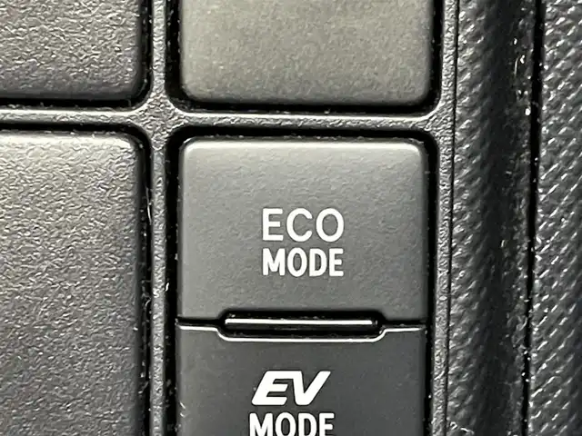 トヨタ アクア S スタイルブラック 群馬県 2021(令3)年 1.4万km ブラックマイカ 禁煙車　社外７インチナビ　オートマチックハイビーム　オートライト　LEDライト　ビルトインETC アラウンドビューカメラ　純正フロアマット　ドライブレコーダー　オートエアコン　プッシュスタート