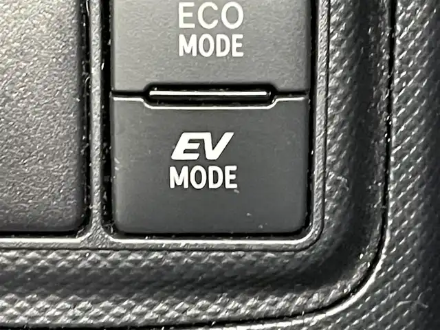 トヨタ アクア S スタイルブラック 群馬県 2021(令3)年 1.4万km ブラックマイカ 禁煙車　社外７インチナビ　オートマチックハイビーム　オートライト　LEDライト　ビルトインETC アラウンドビューカメラ　純正フロアマット　ドライブレコーダー　オートエアコン　プッシュスタート