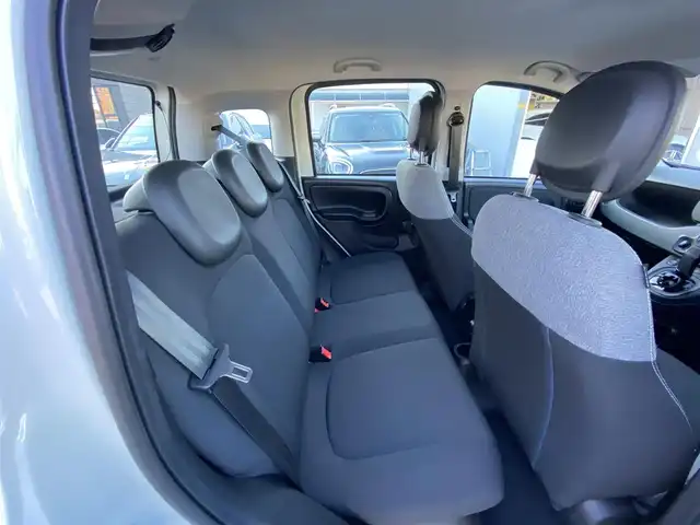 フィアット パンダ イージー 福岡県 2022(令4)年 2万km 白 ・1オーナー/・USBポート/・純正14ホイール/・アイドリングストップ/・F・Rフォグランプ