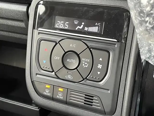 スズキ スペーシア カスタム HYBRID XS 香川県 2025(令7)年 0.1千km ピュアホワイトパール/ブラック2トーン 届出済未使用車/純正９型ナビ/全方位カメラ/デュアルセンサーブレーキサポートII/両側パワースライドドア/レーダークルーズコントロール/リアサーキュレーター/ヘッドアップディスプレイ/ハーフレザーシート/シートヒーター/ハンドルヒーター/LEDヘッドライト/ヘッドライトレベライザー/フォグライト/スマートキー/スペアキー