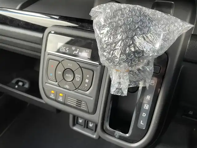 スズキ スペーシア カスタム HYBRID XS 香川県 2025(令7)年 0.1千km ピュアホワイトパール/ブラック2トーン 届出済未使用車/純正９型ナビ/全方位カメラ/デュアルセンサーブレーキサポートII/両側パワースライドドア/レーダークルーズコントロール/リアサーキュレーター/ヘッドアップディスプレイ/ハーフレザーシート/シートヒーター/ハンドルヒーター/LEDヘッドライト/ヘッドライトレベライザー/フォグライト/スマートキー/スペアキー