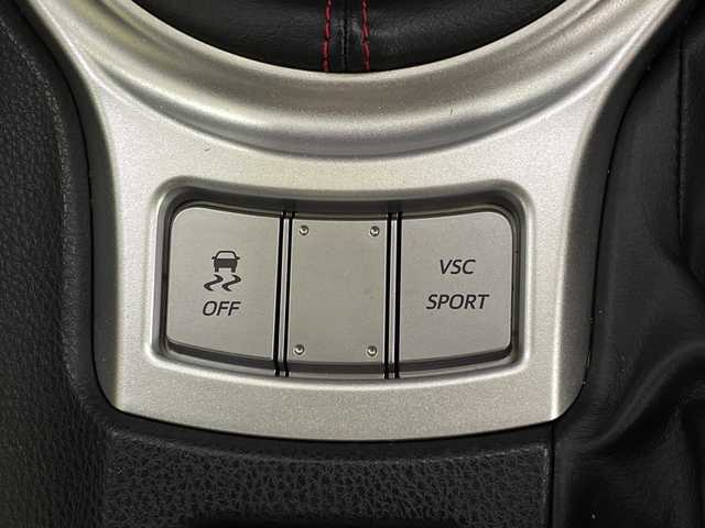 スバル ＢＲＺ S 神奈川県 2016(平28)年 4.4万km WRブルーパール 社外SDナビ/バックカメラ/クルーズコントロール/横滑り防止装置/ETC/HIDヘッドライト/pioneer製ツイーター/フォグランプ/オートライト/ウィンカーミラー/電動格納ミラー/純正17インチAW/シートリフター/プッシュスタート/スマートキー/フロアマット