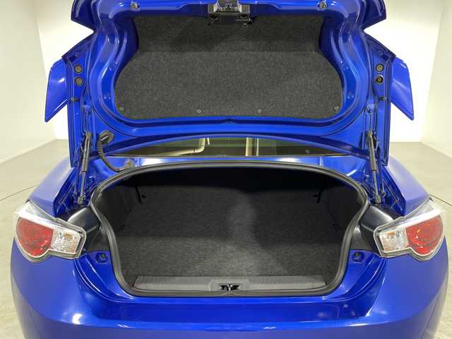 スバル ＢＲＺ S 神奈川県 2016(平28)年 4.4万km WRブルーパール 社外SDナビ/バックカメラ/クルーズコントロール/横滑り防止装置/ETC/HIDヘッドライト/pioneer製ツイーター/フォグランプ/オートライト/ウィンカーミラー/電動格納ミラー/純正17インチAW/シートリフター/プッシュスタート/スマートキー/フロアマット