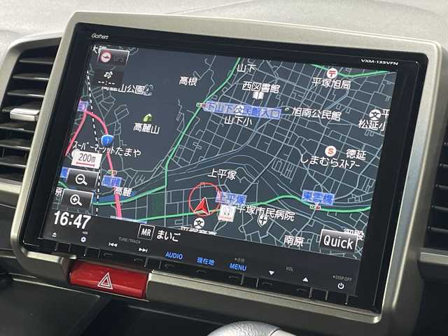 ホンダ フリード ハイブリット 神奈川県 2013(平25)年 3.2万km プレミアムホワイトパール 純正9インチナビ【VXM-135VFN】/AM　FM　DVD　CD　Bluetooth/片側パワースライドドア/バックカメラ/クルーズコントロール/ETC/スマートキー×2/純正フロアマット/保証書/取扱説明書/前後ドライブレコーダー/ディスチャージヘッドライト/フォグランプ/電動格納ミラー/VSA