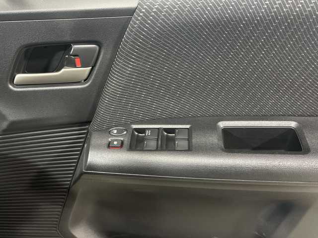 ホンダ フリード ハイブリット 神奈川県 2013(平25)年 3.2万km プレミアムホワイトパール 純正9インチナビ【VXM-135VFN】/AM　FM　DVD　CD　Bluetooth/片側パワースライドドア/バックカメラ/クルーズコントロール/ETC/スマートキー×2/純正フロアマット/保証書/取扱説明書/前後ドライブレコーダー/ディスチャージヘッドライト/フォグランプ/電動格納ミラー/VSA